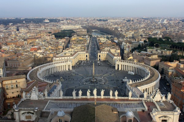 St. Peter's Square - Jeroen van Luin - Flickr