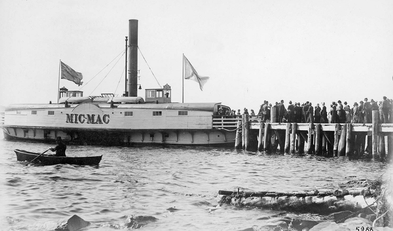 Picnickers boarding the Mic Mac, 1885