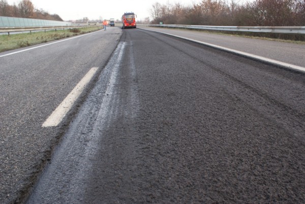 Self-healing Asphalt