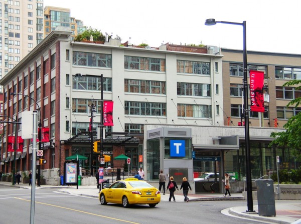 TransLink's 'T' signage at Yaletown-Roundhouse station. Photo credit: Stephen Rees, 2010.