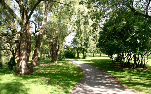 Scenic Marie Curtis Park where Toronto Police are operating a sting operation targeting men who have sex with men (MSM). From City of Toronto.