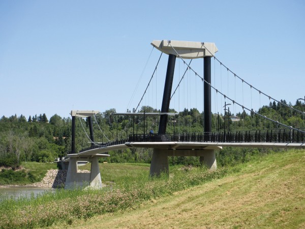 bridge-Fort Edmonton Footbridge