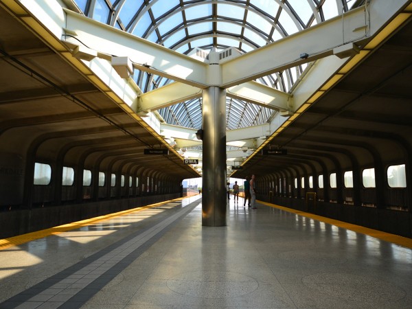 MOD-yorkdale-platform-skylight2