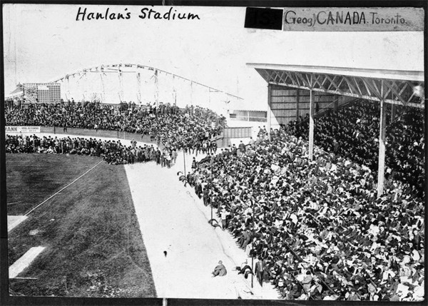 Hanlan’s Point Stadium, 1912ish (via the Toronto Archives)