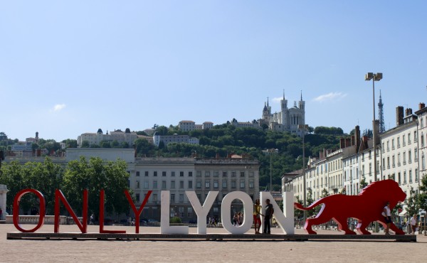 ONLY_LYON_Place_Bellecour