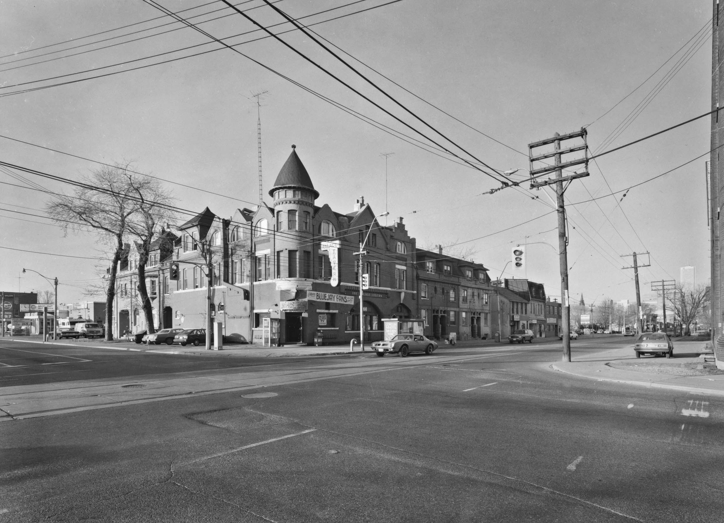 Palace Tavern, northeast corner of King Street West and Strachan Avenue, 1986