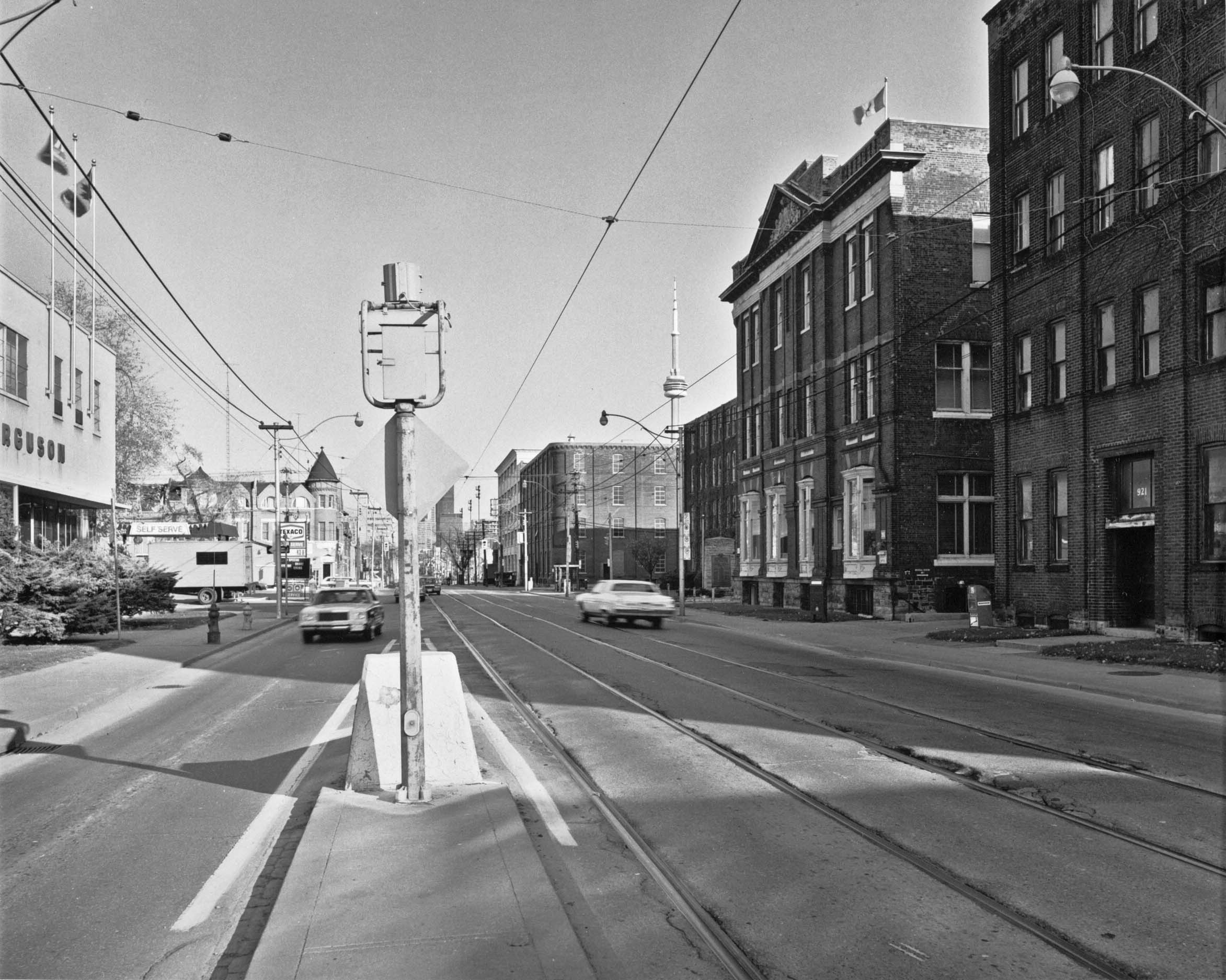 Massey Ferguson Toronto Plant, looking east from streetcar island, King Street West at Crawford Street, 1982