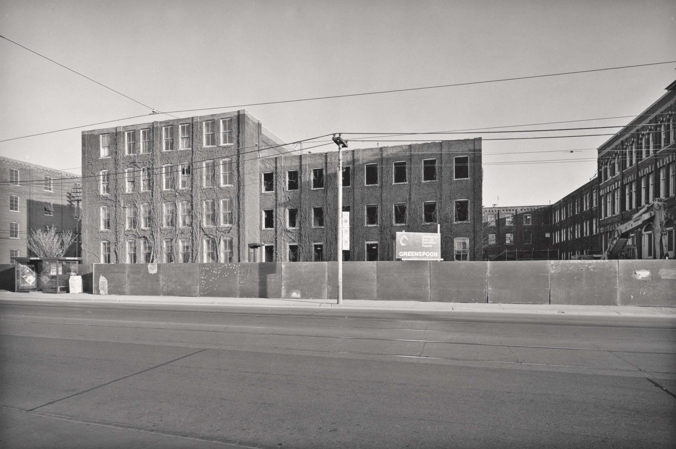 Massey Ferguson South Plant, Buildings 2 and 1 awaiting demolition, King Street West, 1986