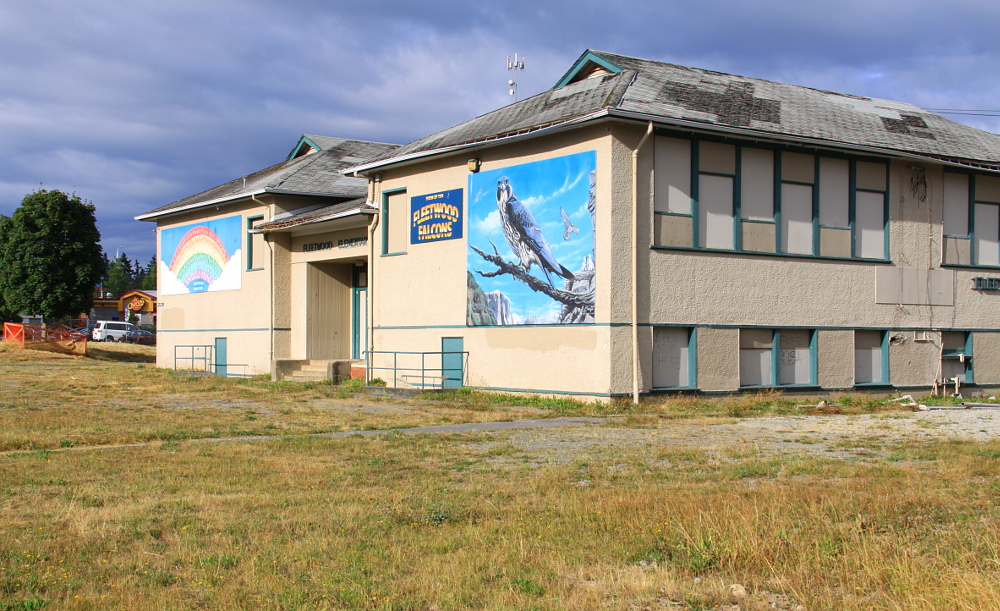 Photo Fleetwood Elementary School Spacing Vancouver Spacing Vancouver
