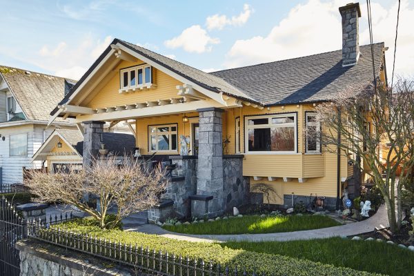 California Bungalow style Craftsman