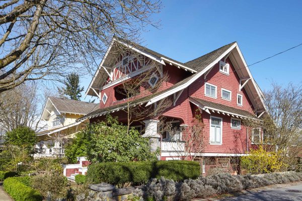 Swiss Cottage style Craftsman