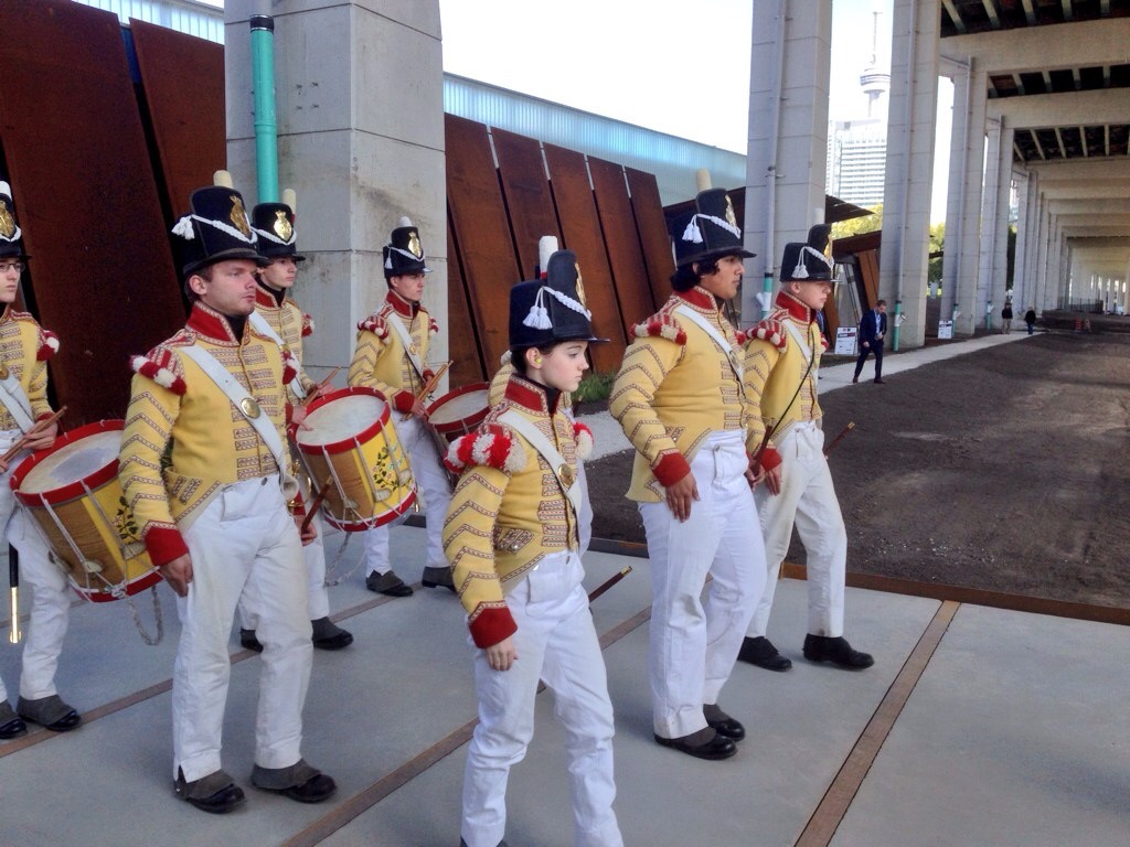 Good Reads Spring 2015 Edition of Fort York's newsletter Fife & Drum