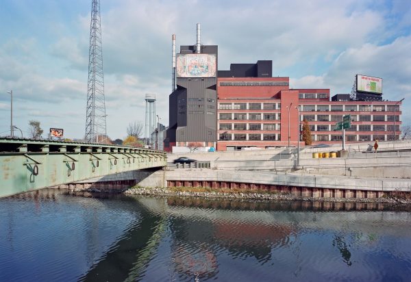 Lever Brothers plant, Don Valley Parkway and Don River, 2001