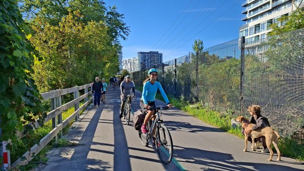 People cycling in Don Valley