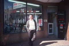 ‘Temple Shoppe, Chinese & Oriental Artcrafts & Gifts.’ 123 East Pender. Photo by Paul Yee (1975), City of Vancouver Archives AM1523-S6-F72-: 2008-010.0505.
